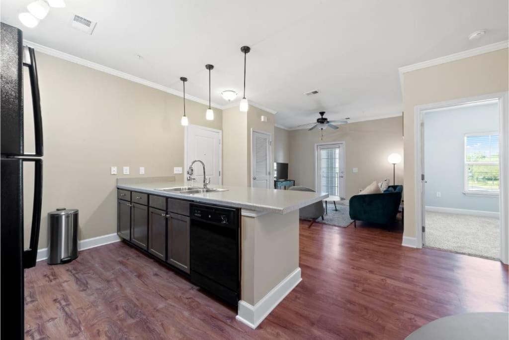 Viagem Perfect 1Br With Balcony Pool And Gym Lejlighed Myrtle Beach Eksteriør billede